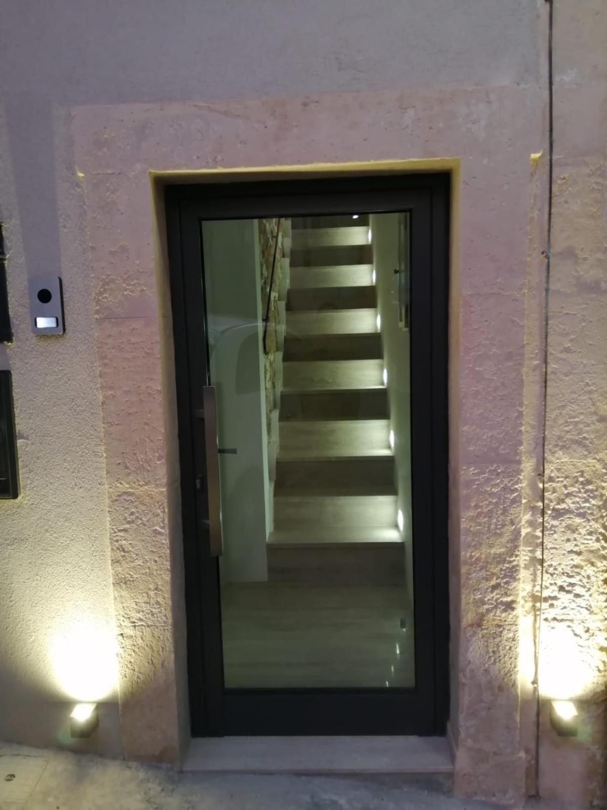 Holiday Home Matt Ros Noto Esterno foto